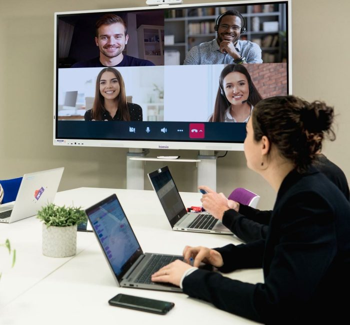 4 Visioconference Koesio Screen ISI Touch